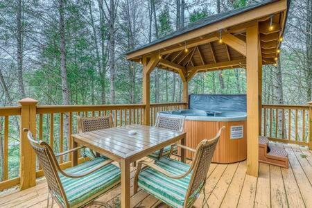 The Great Escape - Min From Parkway With Hot Tub Vila Gatlinburg Exterior foto