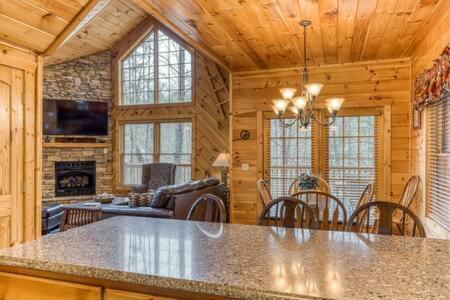 The Great Escape - Min From Parkway With Hot Tub Vila Gatlinburg Exterior foto